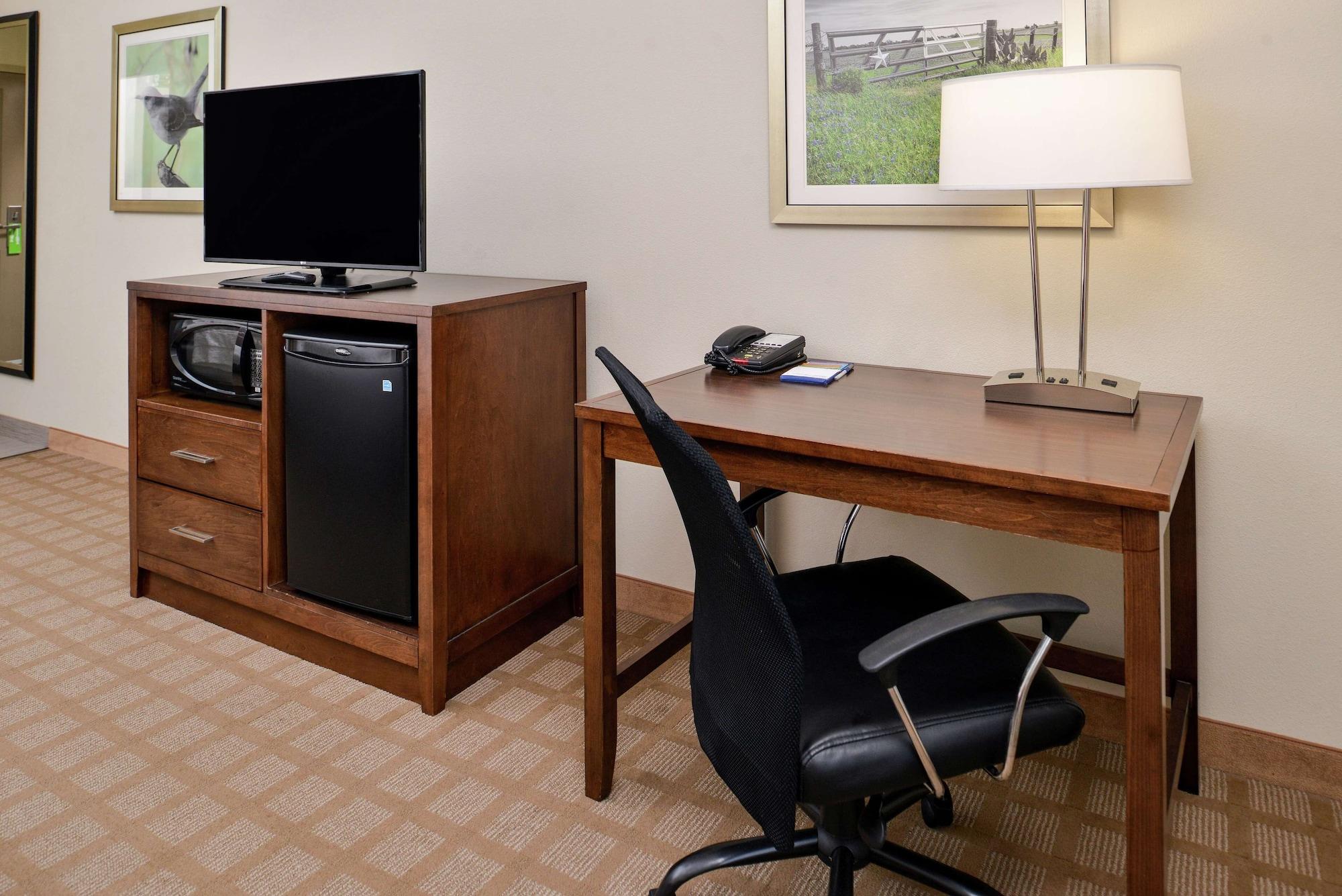 Hampton Inn And Suites Hutto Экстерьер фото