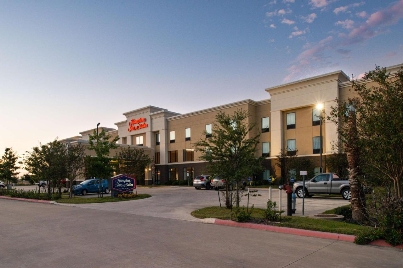 Hampton Inn And Suites Hutto Экстерьер фото