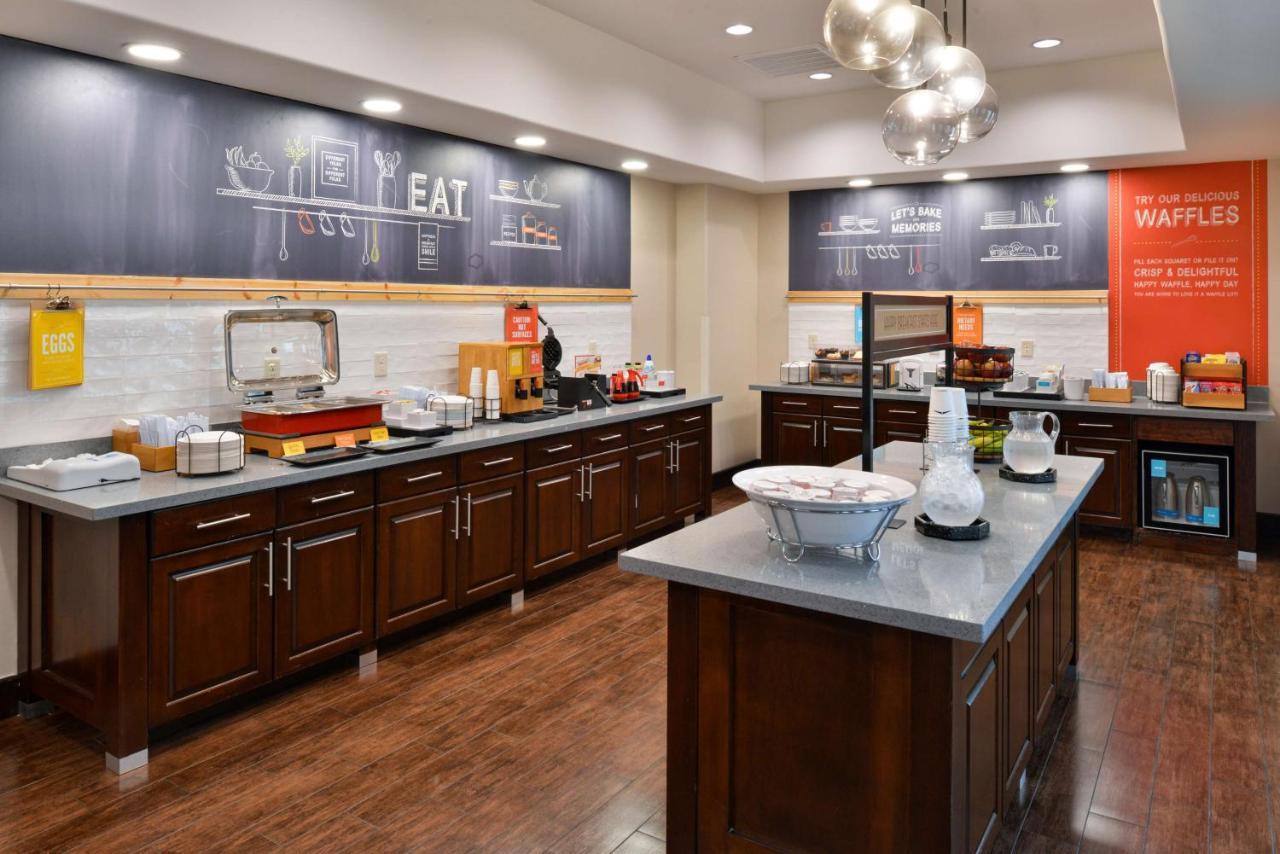 Hampton Inn And Suites Hutto Экстерьер фото