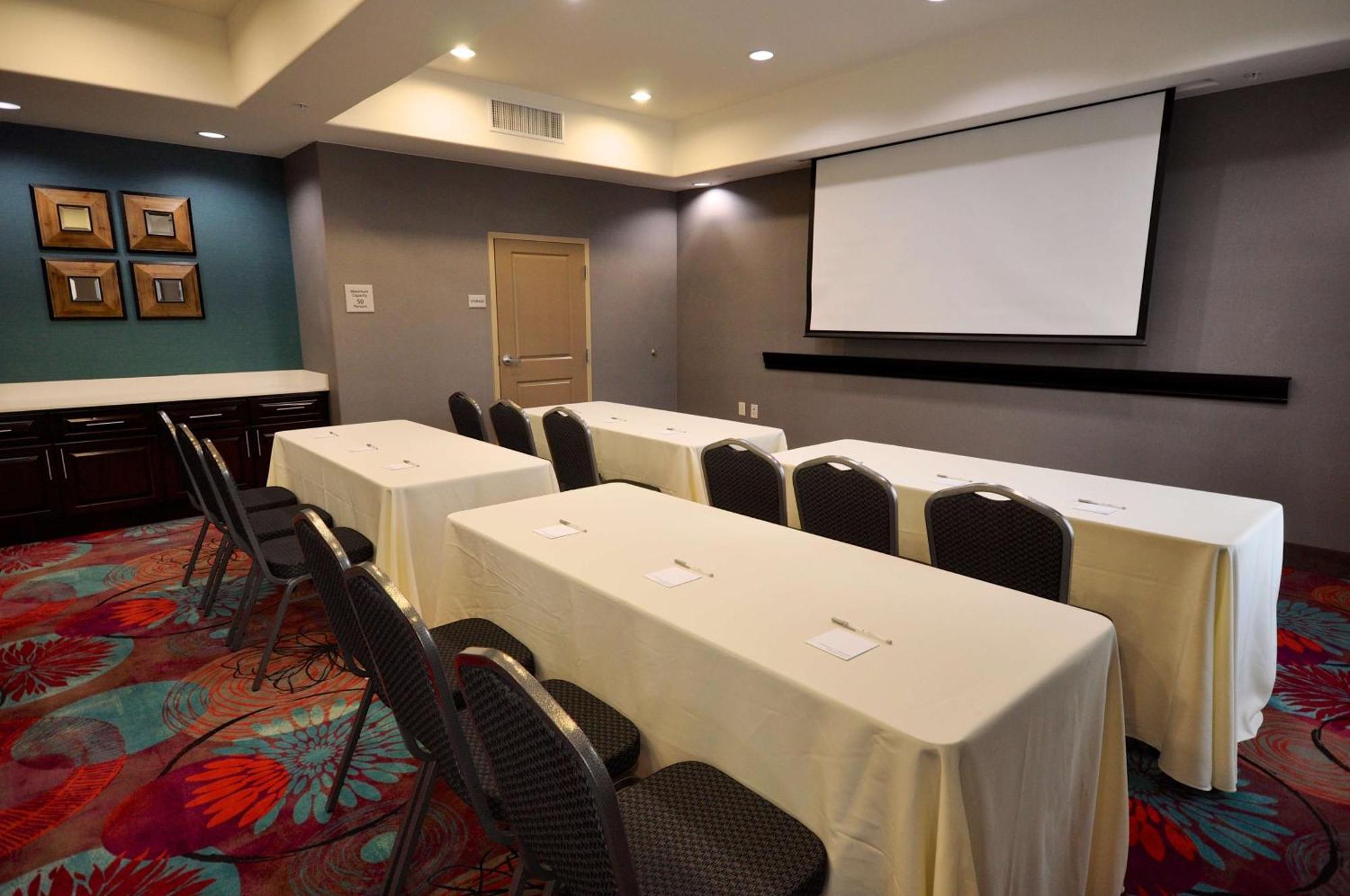 Hampton Inn And Suites Hutto Экстерьер фото