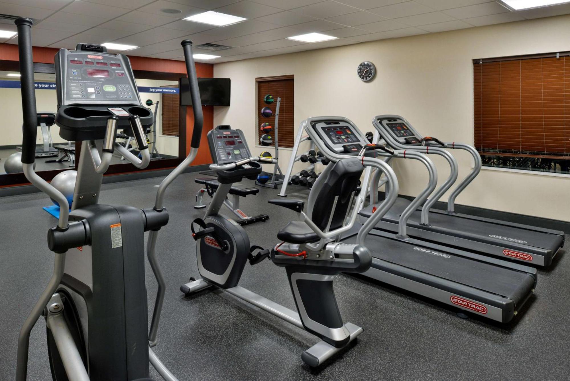 Hampton Inn And Suites Hutto Экстерьер фото