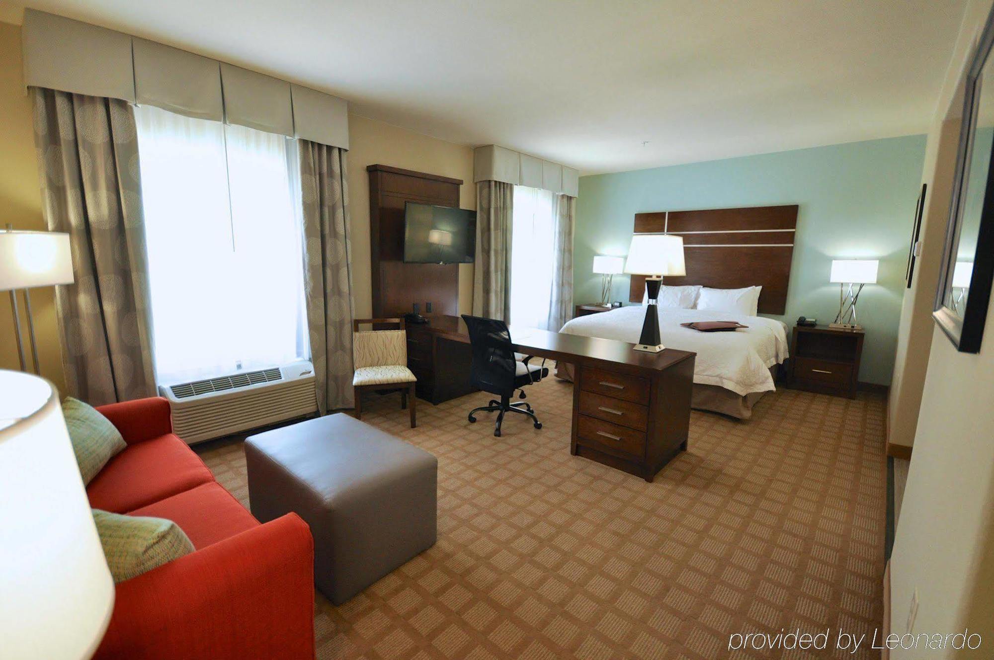 Hampton Inn And Suites Hutto Экстерьер фото