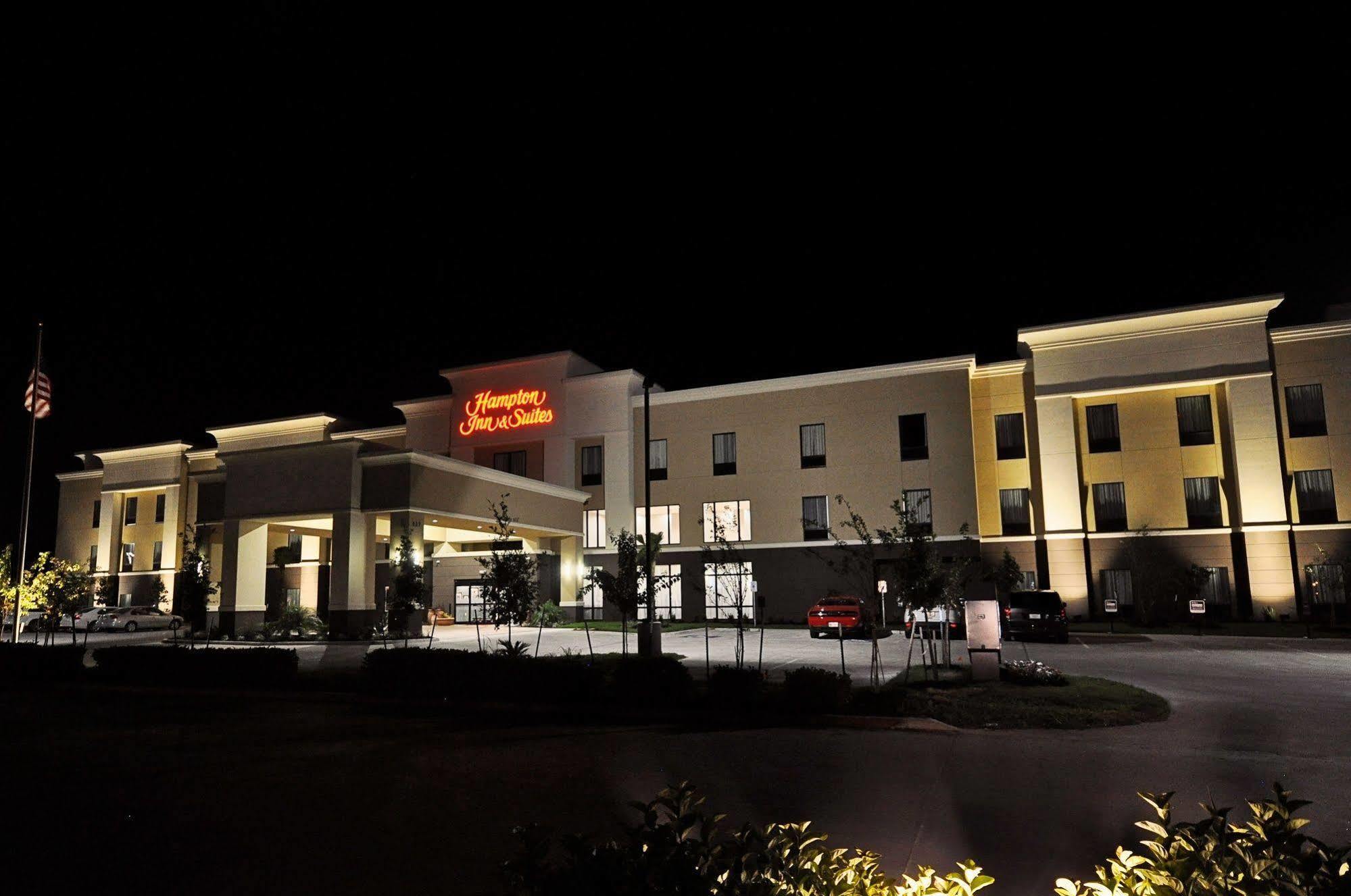 Hampton Inn And Suites Hutto Экстерьер фото